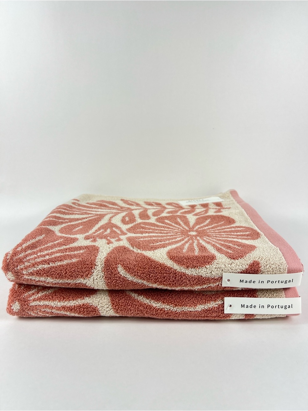 Bianca Bath Towel Set Bold Floral Design Pink Cream Cotton Portugal 2 Pc NEW